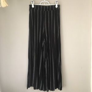 Carly Jean Los Angeles Pants